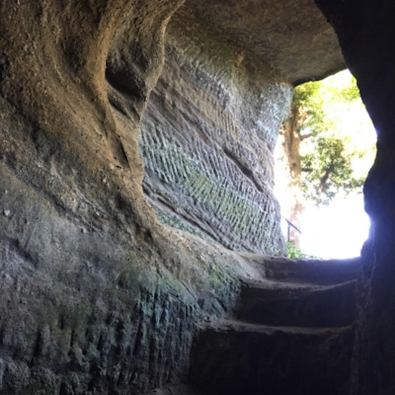 英勝寺の洞窟