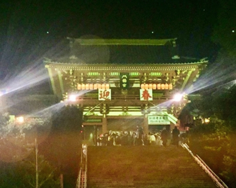 鎌倉鶴岡八幡宮で年明け初詣