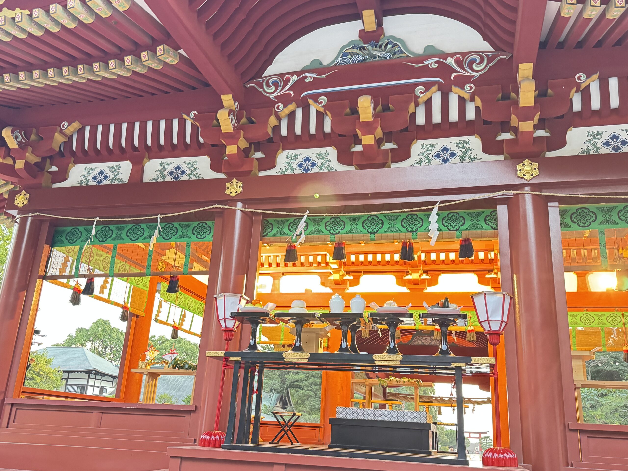鶴岡八幡宮・舞殿の内部
