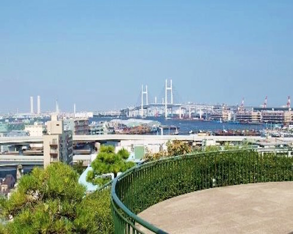 横浜 港の見える丘公園【港横浜を見渡す高台の公園】| 横浜へいこう